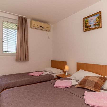 Apartment Knezevic Petrovac Eksteriør bilde