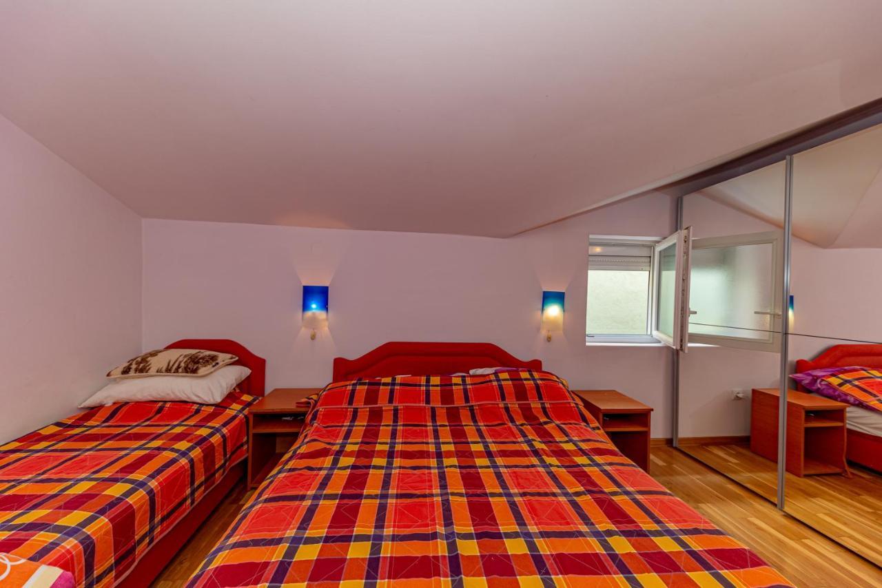 Apartment Knezevic Petrovac Eksteriør bilde