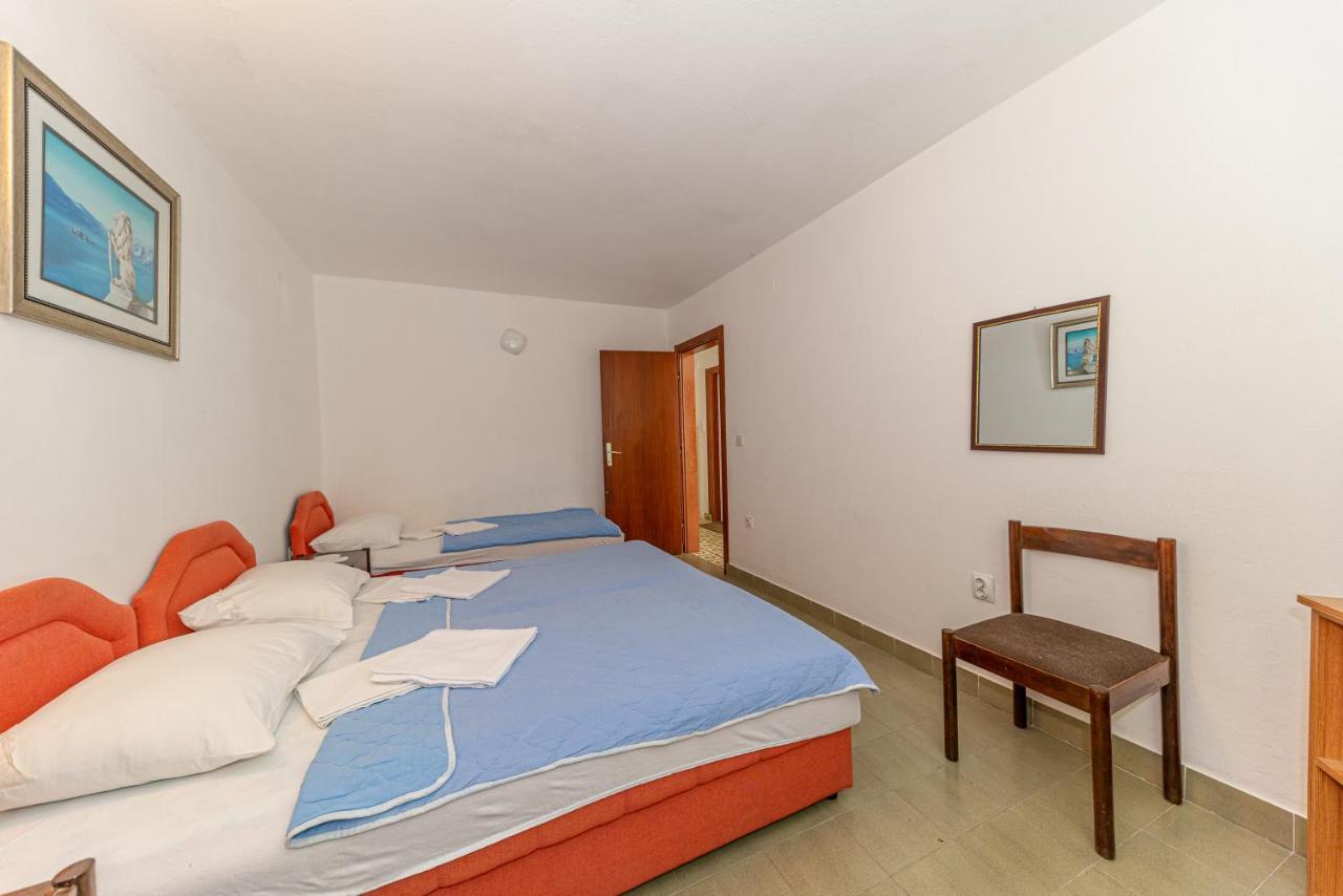 Apartment Knezevic Petrovac Eksteriør bilde