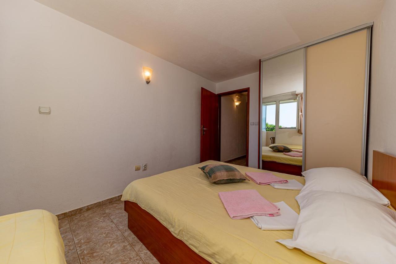 Apartment Knezevic Petrovac Eksteriør bilde