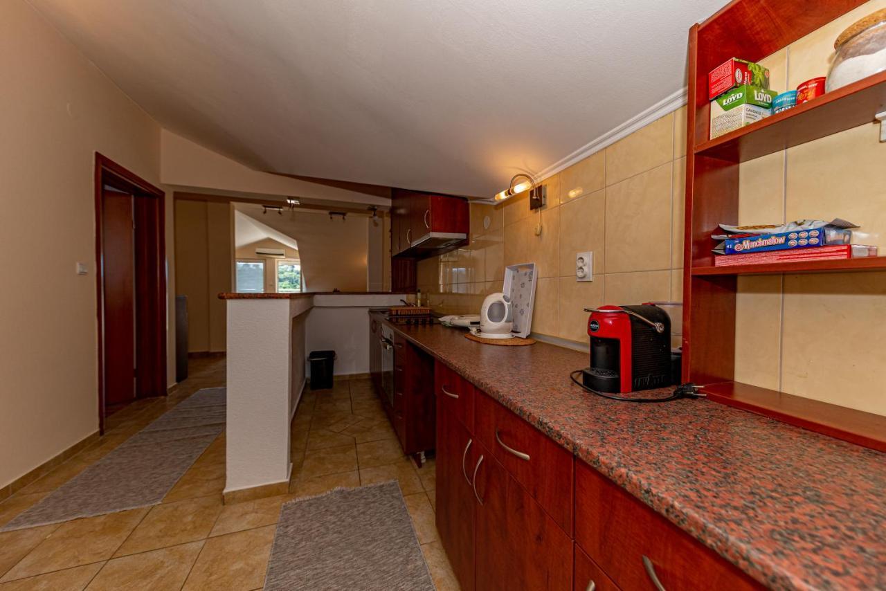 Apartment Knezevic Petrovac Eksteriør bilde