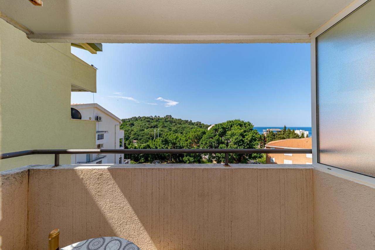 Apartment Knezevic Petrovac Eksteriør bilde