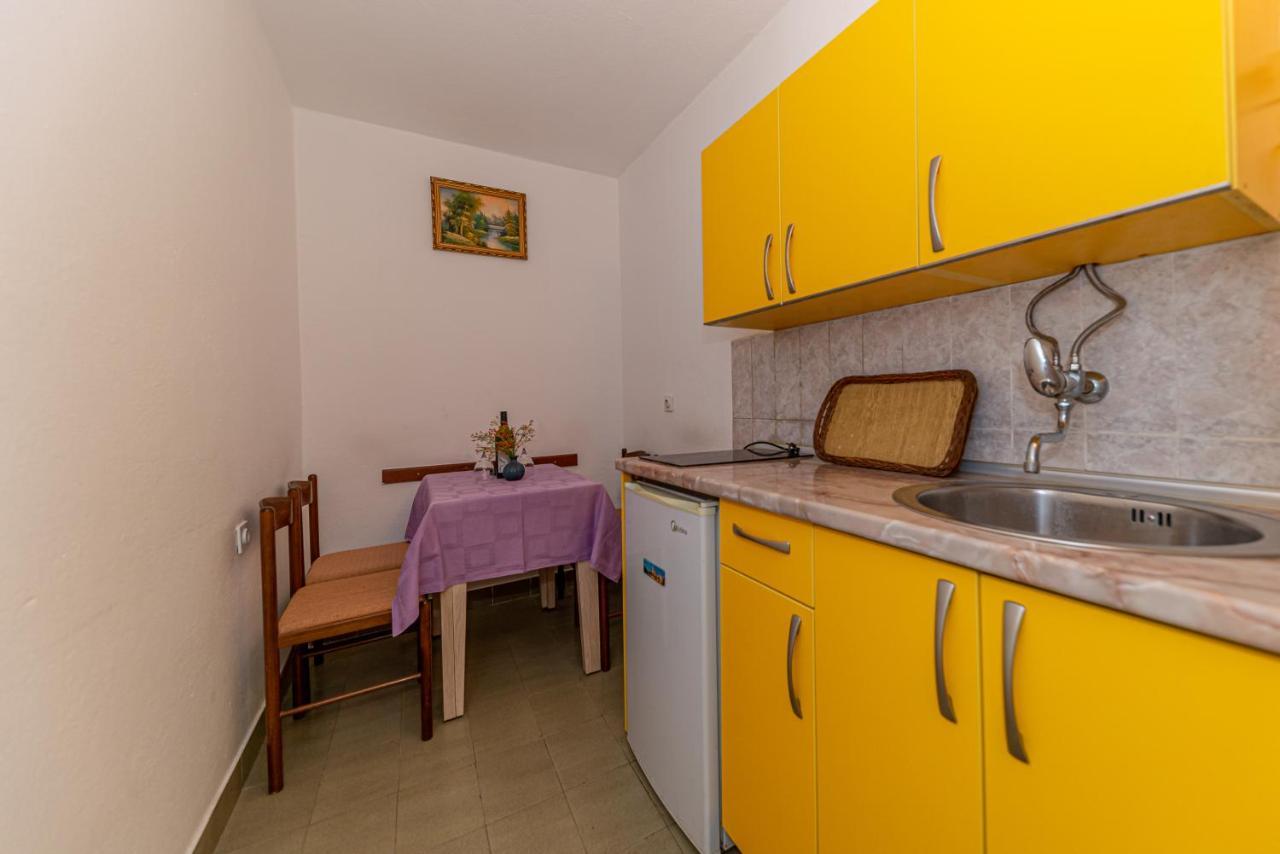 Apartment Knezevic Petrovac Eksteriør bilde